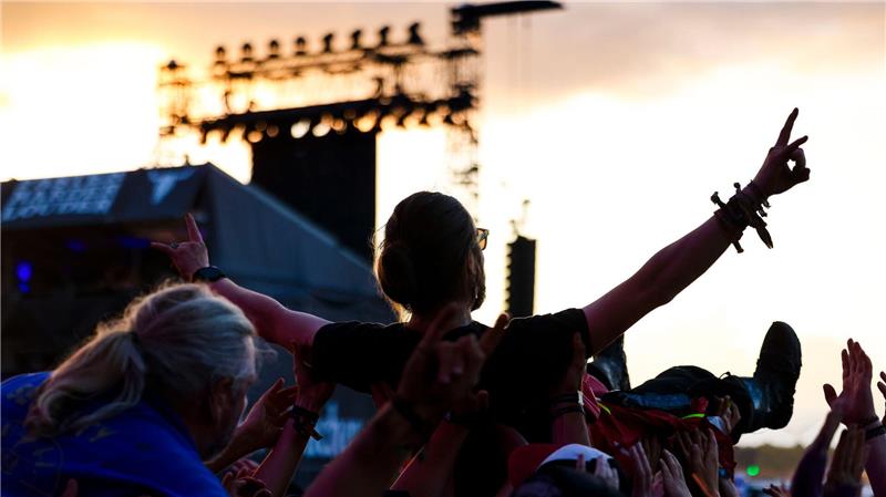 Endspurt für Schlammfestival in Wacken Auf dem Heavy-Metal-Festival in Wacken feierten seit Mittwoch rund 85 000 Fans.