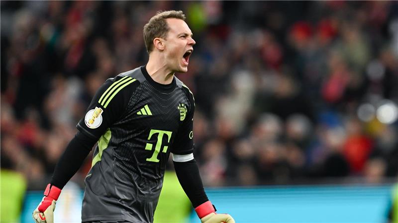 Auf dem Weg nach Berlin: Bayern-Kapitän Manuel Neuer jubelt nach dem Einzug ins Halbfinale. 
