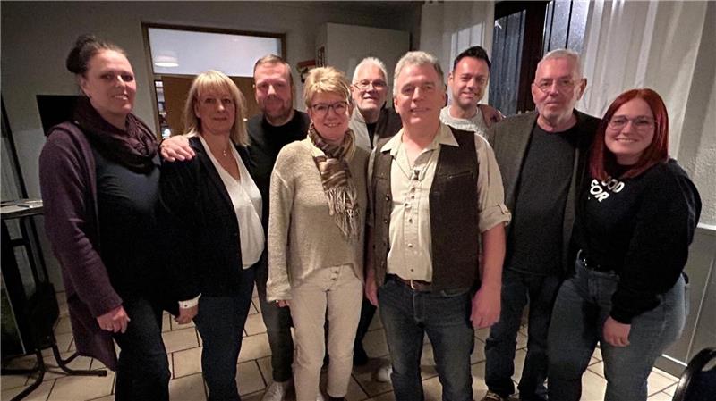 Auf den Schultern des amtierenden Vorstands der IGV Harlyturm lastet viel, deshalb ist er um zwei Positionen erweitert.