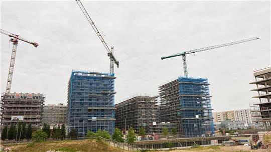 Auf den deutschen Baustellen gilt ab April ein bundesweit einheitliches Tarifgefüge.  