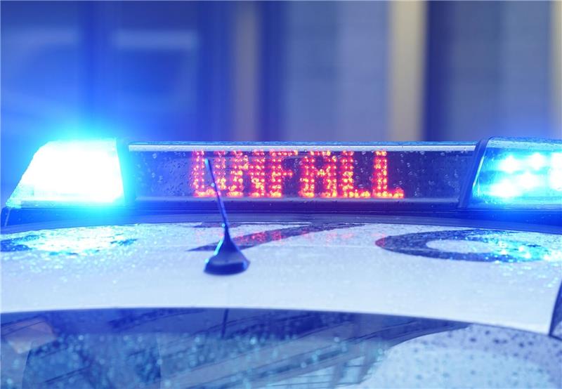 Zahlreiche Autobahn-Unfälle wegen Hagel und heftigem Regen Auf der A5 in Baden-Württemnberg ist es infolge von heftigen Regen und Hagel zu zahlreichen Unfällen gekommen.
