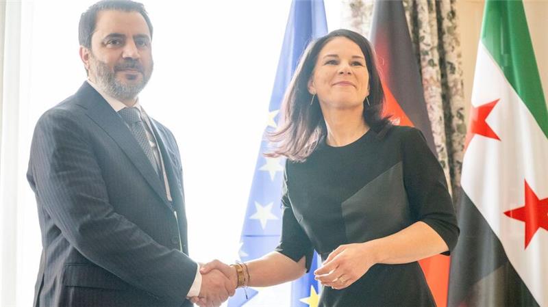 Fünf Lehren aus der Münchner Sicherheitskonferenz Auf der MSC-Bühne ebenfalls dabei: Asaad al-Schaibani aus Syrien. Doch um sein Land ging es nur am Rande.