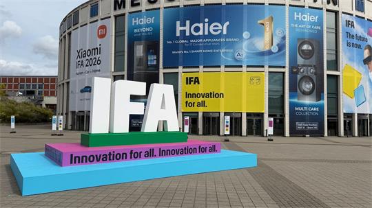Auf der Technikmesse IFA in Berlin sind die neuesten Tech-Trends zu sehen.