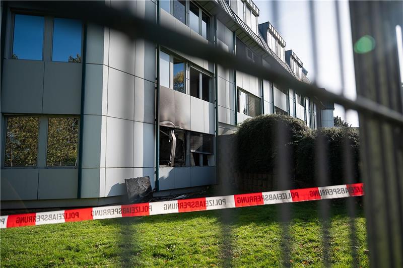 Brandanschlag auf künftige Flüchtlingsunterkunft Auf die geplante Flüchtlingsunterkunft in Bautzen wurde ein Brandanschlag verübt.