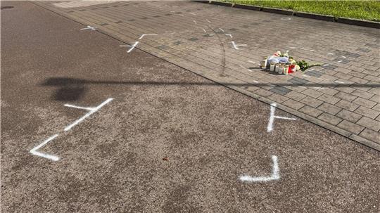 Auf diesem Parkplatz ereignete sich der tödliche Fall.