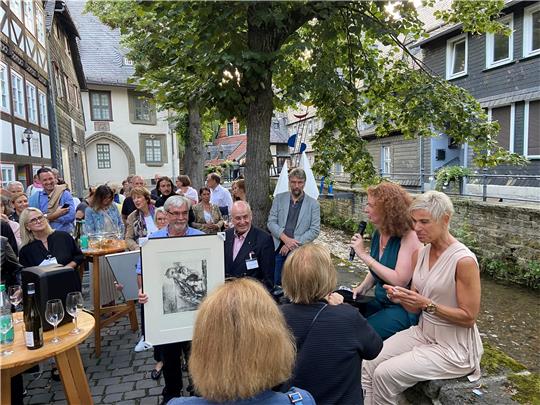 Aufhören, wenn es am schönsten ist? Das Jubiläum wurde im vergangenen Jahr auch vor dem Haus an der Abzucht noch stimmungsvoll gefeiert. Fotos: GZ-Archiv