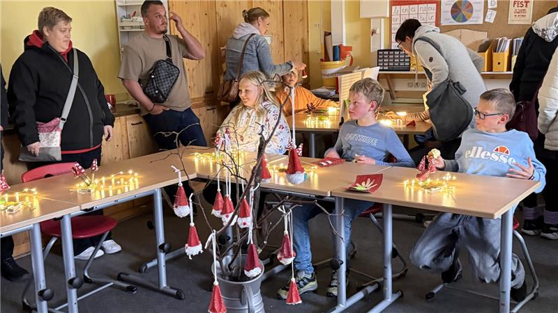 In Harlingerode wird getobt: Schule feiert 15 Jahre Ganztag Aus Eierkarton wird Adventsdekoration. Denn Weihnachten kommt schneller, als man denkt.