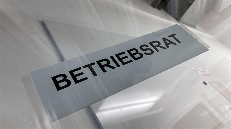 Aus Sicht der Arbeitgeber läuft die Mitbestimmung der Betriebsräte in Unternehmen nicht optimal. (Archivbild)