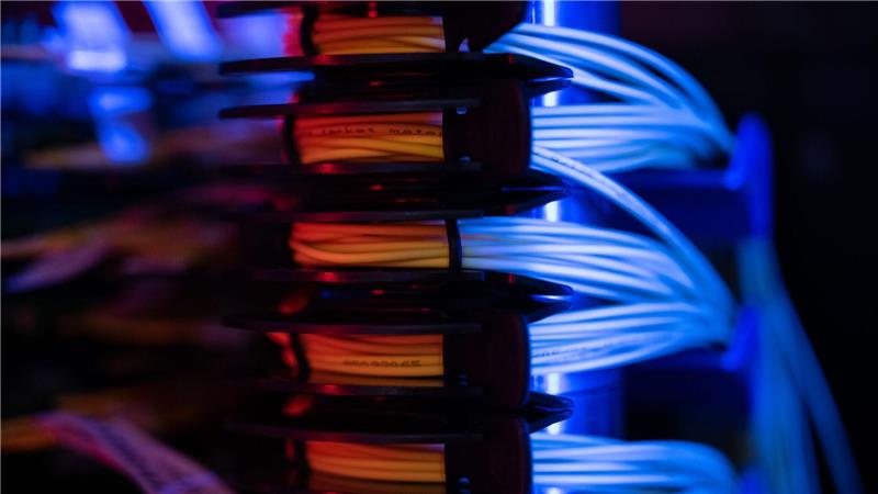 Deutsche Firmen überprüfen Cloud-Strategie wegen US-Politik Aus Sicht von Bitkom-Präsident Ralf Wintergerst muss sich Deutschland aus einseitigen Abhängigkeiten lösen, auch bei digitaler Infrastruktur. (Symbolbild).