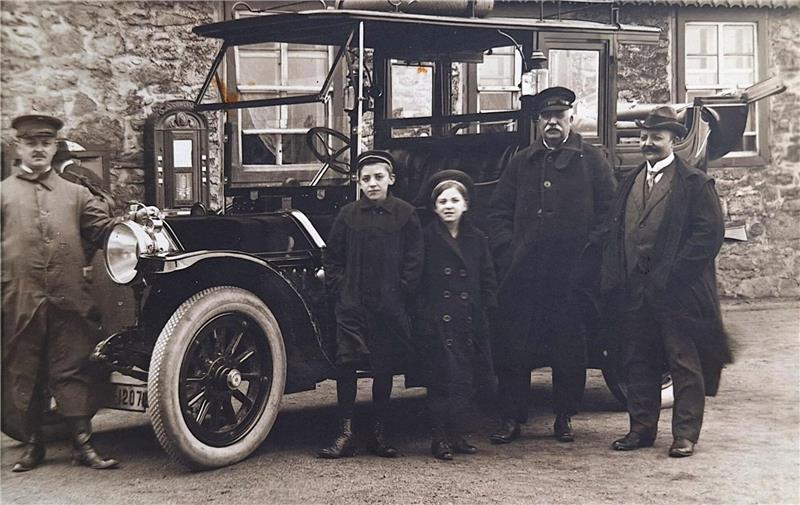 Erinnern an Nazi-Opfer: Niemand kann Hermann Kassebaum helfen Aus dem Familienalbum: Um 1910 datiert die Aufnahme von einer Fahrt der Kassebaums auf den Brocken.