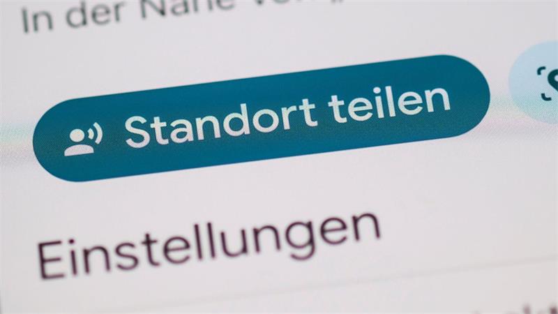 Alle Freunde wissen, wo ich bin - immer eine gute Idee? Aus den Standort-Daten von Personen kann man auch viel herauslesen. (Symbolbild)