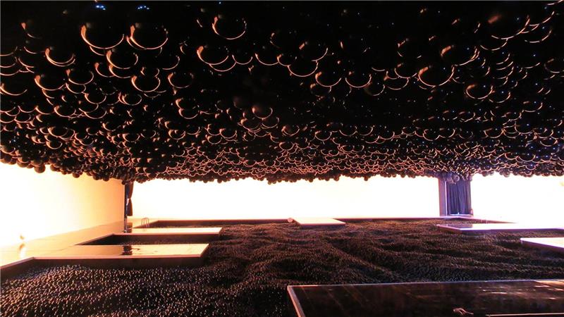 Aus der Ausstellung „Euphoria“ im Ballon-Museum in Paris.