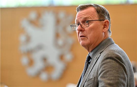«Aus skandalisierender Berichterstattung und verkürzten Analysen entsteht die falsche Wahrnehmung», sagt Thüringens Ministerpräsident Bodo Ramelow (Die Linke) über die Wahl im Kreis Sonneberg, bei dem 52 Prozent für einen AfD-Landrat stimmten.