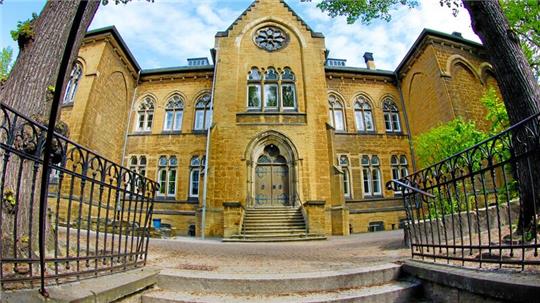 Ausgangspunkt des Streits sind letztlich Veränderungen im Einzugsbereich der Goetheschule.