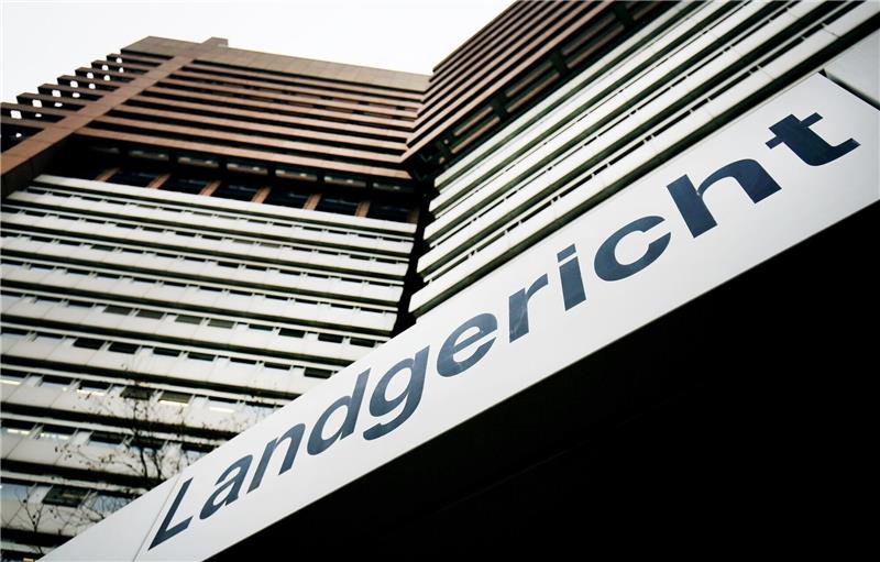 124 Taten in 14 Jahren: Prozessbeginn im Fall Wermelskirchen Außenansicht des Landgerichts Köln.