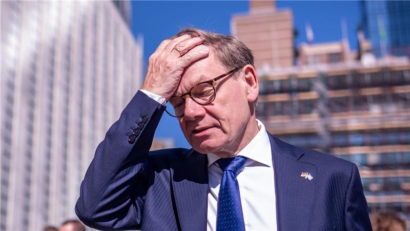 Außenminister Johann Wadephul (CDU) auf dem Weg zur Wahl für den UN-Sicherheitsrat in der Generalversammlung der Vereinten Nationen in New York.