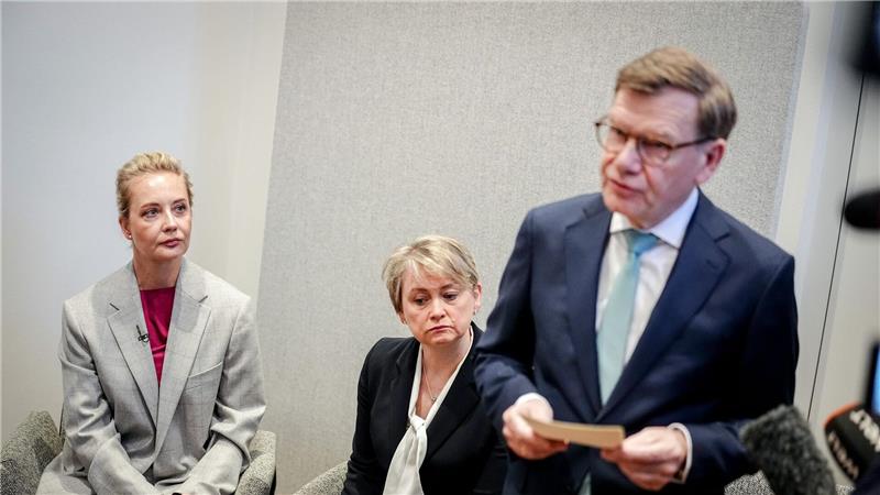 Außenminister Johann Wadephul (CDU) fordert Konsequenzen aus den neuen Analysen zur Ursache des Todes des prominenten Kremlkritikers Alexej Nawalny.