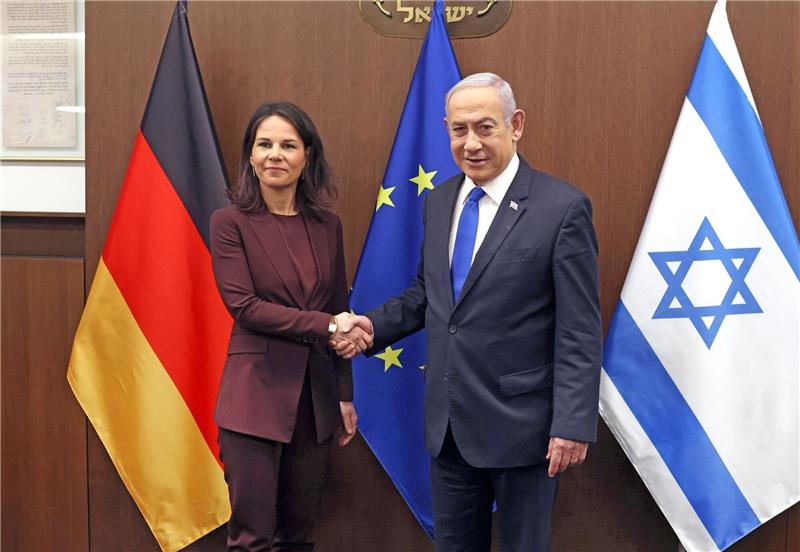 Außenministerin Annalena Baerbock ist angesichts der angespannten Lage erneut zu Israels Premierminister Benjamin Netanjahu gereist.