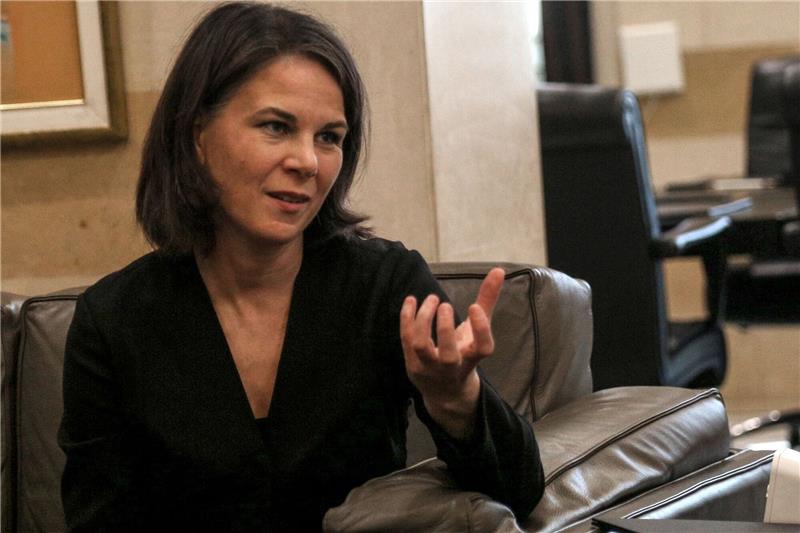 Baerbock auf Krisendiplomatie in Ägypten Außenministerin Annalena Baerbock ist zu Gesprächen im Libanon.