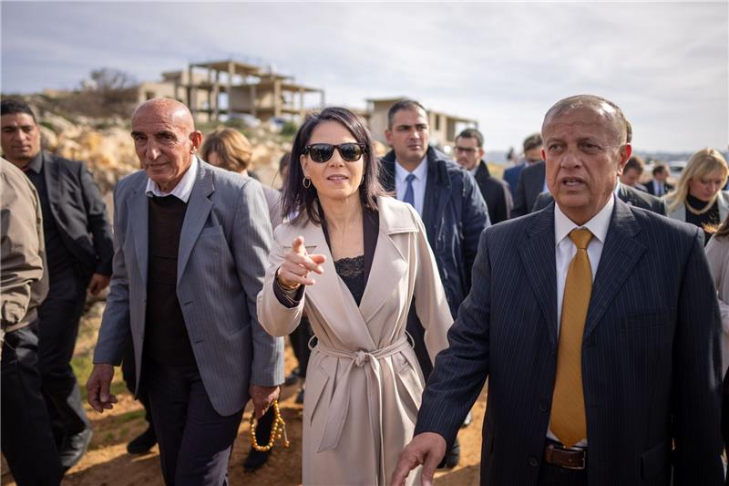 Baerbock in Ägypten: Humanitäre Lage in Gaza im Mittelpunkt Außenministerin Annalena Baerbock sprach im Westjordanland mit durch Siedlergewalt vertriebenen Bewohnern.