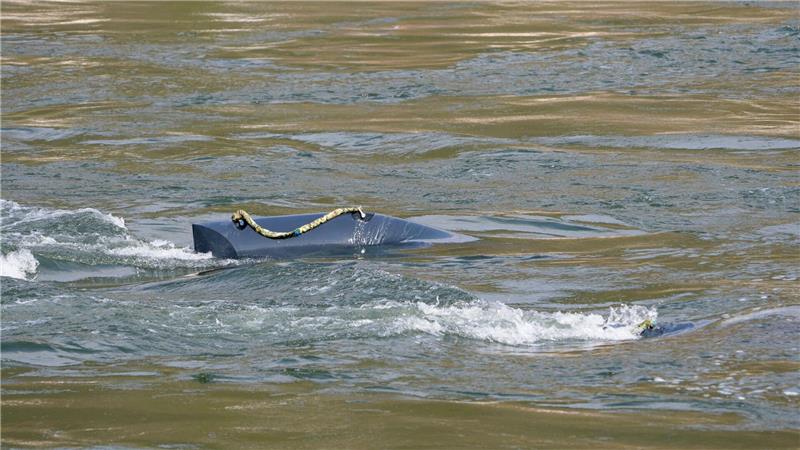 Wie „Energyfische“ Strom in Flüssen produzieren können Außerhalb des Wassers sind die Anlagen kaum zu sehen. (Archivbild)