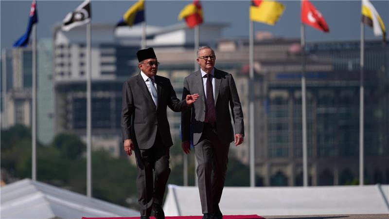 Australiens Premierminister Anthony Albanese reist derzeit durch Südostasien, um die Treibstoffversorgung in Down Under zu sichern.