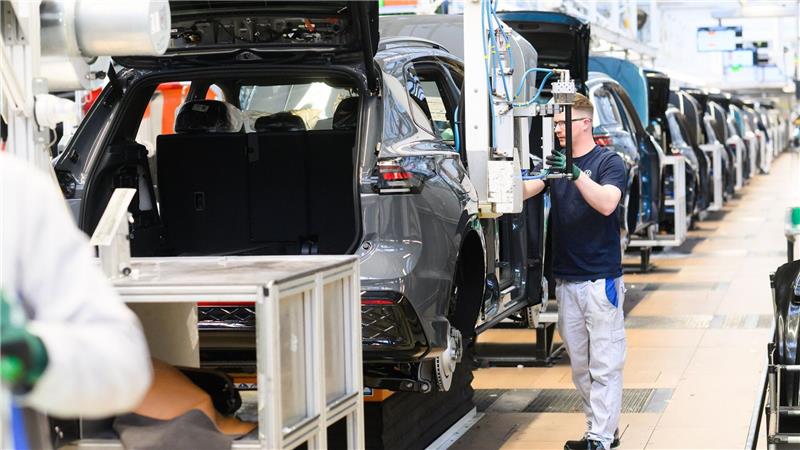 Autoindustrie in der Krise? Hersteller machen weiter Milliardengewinne. (Archivbild)