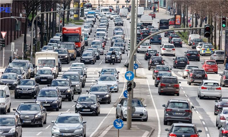 Aufwind für Dieselfahrer: BGH schwenkt um Autos fahren durch die Innenstadt.