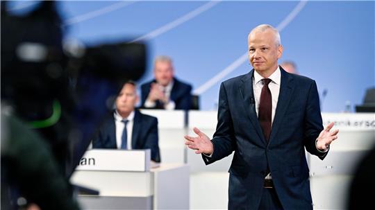 BASF-Vorstandschef stellt den Aktionären die Strategie des Chemiekonzerns vor. 