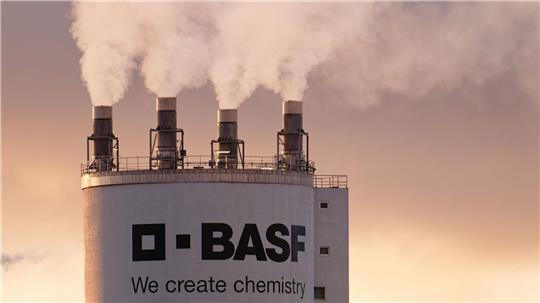 BASF spart Milliarden gegen die Krise in der Chemiebranche (Archivbild)