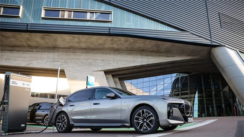 BMWs Elektroauto-Neuzulassungen haben in Deutschland kräftig angezogen. (Archivbild)