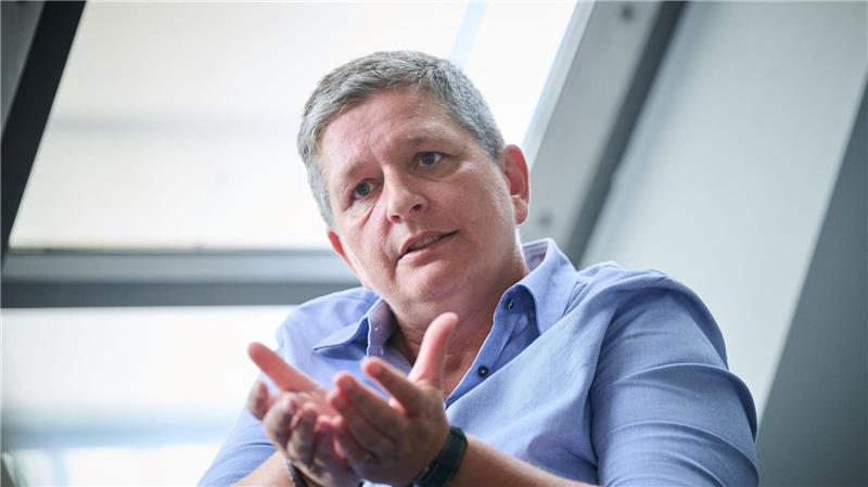Digitale Souveränität für Deutschland vorerst unerreichbar BSI-Präsidentin Claudia Plattner sagt, ihrer Behörde gehe es in puncto KI darum, Innovationen zu begleiten und nicht zu blockieren. (Archivbild)