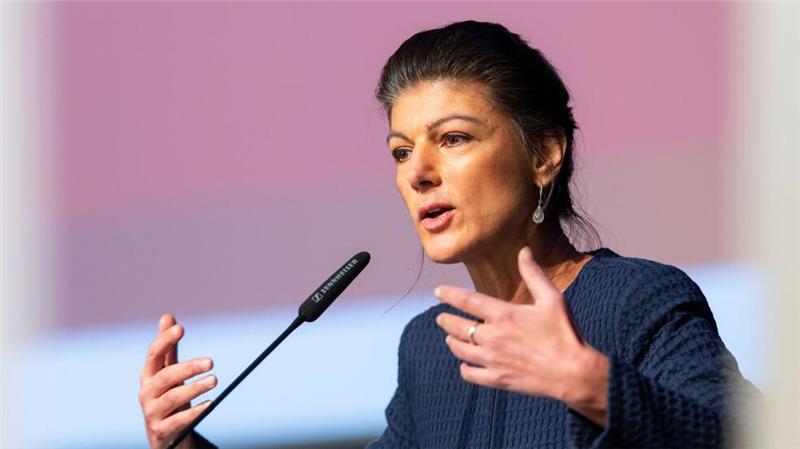 BSW-Gründerin Sahra Wagenknecht warb für den Koalitionsvertrag von CDU, BSW und SPD in Thüringen.