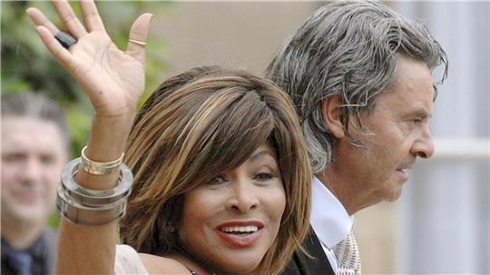 Bach ist in der fast 40-jährigen Beziehung mit Tina Turner immer im Hintergrund geblieben (Archivbild)