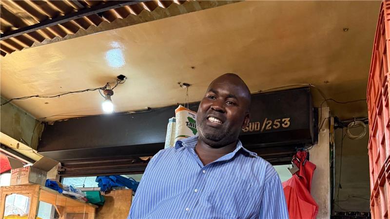 Bäcker Greyson Nyenze unterstützt als Mentor Jugendliche aus dem Slum Kibera. (Archivbild)