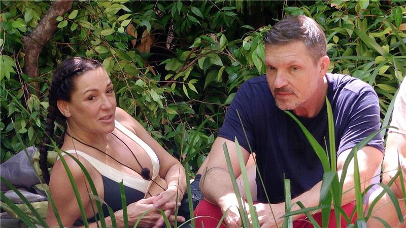 Gil Ofarim: „Das kann es nicht gewesen sein“ Ballack und Krüger blicken mit Verwunderung auf die Jugend.