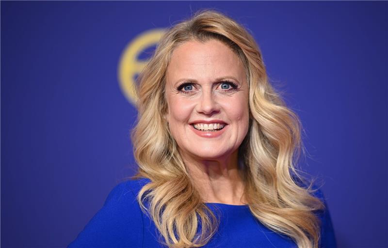Schöneberger: Champagner und Schinken schenken Barbara Schöneberger hat Geschenktipps parat.