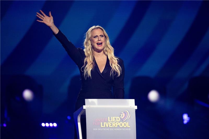 Starke Konkurrenz um Deutschen Fernsehpreis Barbara Schöneberger ist für die deutsche Vorauswahl zum Eurovision Song Contest nominiert.