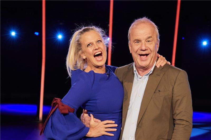 „NDR Talk Show” mit Jubiläumsausgabe Barbara Schöneberger und Hubertus-Meyer Burckhardt sind die Gastgeber der «NDR Talk Show».