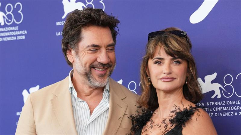 Bardem und Cruz präsentieren in Venedig ihren neuen Film „Bunker“. 