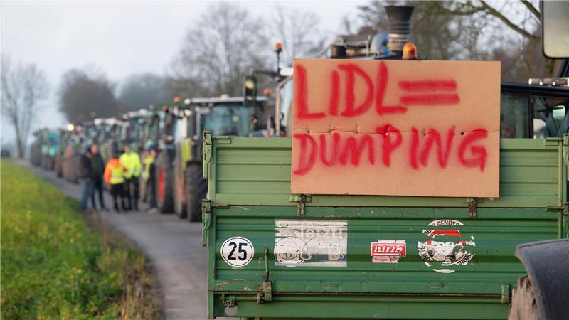 Bauern protestierten zuletzt gegen die niedrigen Butterpreise im Lebensmitteleinzelhandel. (Archivbild)