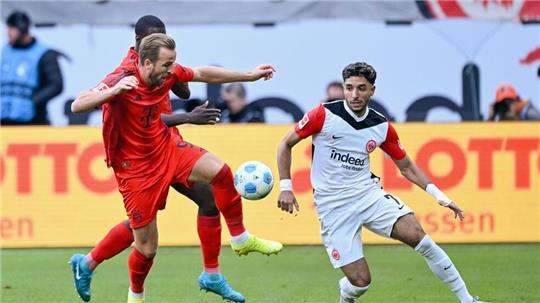 Bayern-Stürmer Kane musste beim 3:3 in Frankfurt angeschlagen ausgewechselt werden.