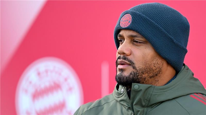 Bayern-Trainer Vincent Kompany ist vor dem Showdown optimistisch. (Archivbild)