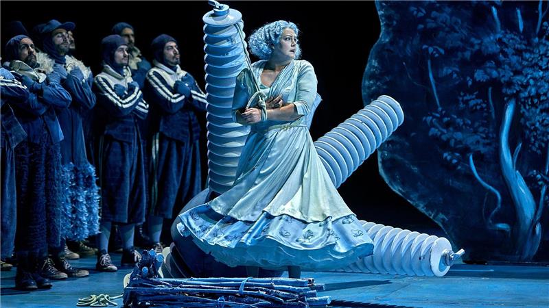 Er ist wieder da: Bayreuth feiert Christian Thielemann Bayreuths Elsa in der Oper „Lohengrin“.