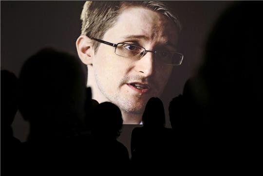 Befindet sich seit zehn Jahren unter dem Schutz Putins: Der Whistleblower Edward Snowden.
