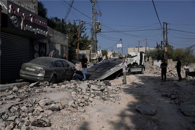 Unruhen im Westjordanland - Sorge vor Erstarken der Hamas Bei Auseinandersetzungen mit der Armee sowie mit radikalen israelischen Siedlern starben seit dem 7. Oktober bereits mehr als 130 Palästinenser im Westjordanland.