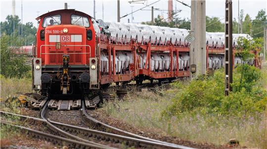 Bei DB Cargo steht derzeit alles auf dem Prüfstand - jetzt soll die Werke-Landschaft umstrukturiert werden. (Symbolbild)