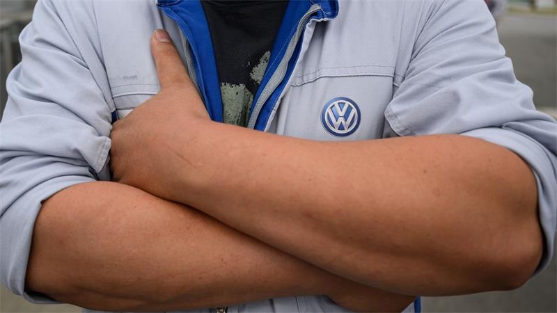 Bei Mitarbeitern von Volkswagen in Zwickau wächst die Sorge um die Zukunft ihrer Jobs. 