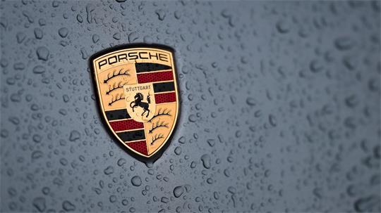 Bei Porsche wird aktuell über ein zweites Sparpaket verhandelt. (Archivbild)