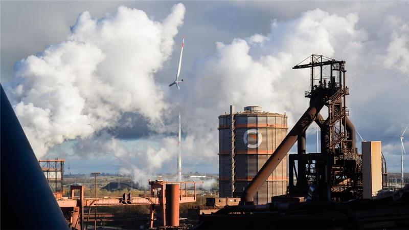 Salzgitter will ungeachtet möglicher Übernahme Kurs halten Bei Salzgitter steht ein Übernahmeangebot im Raum
